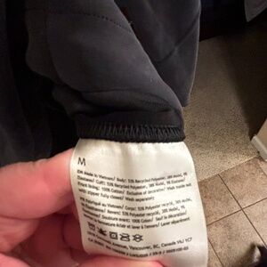 Lululemon Softstreme 1/4 zipper sweater and sweatpants (set)